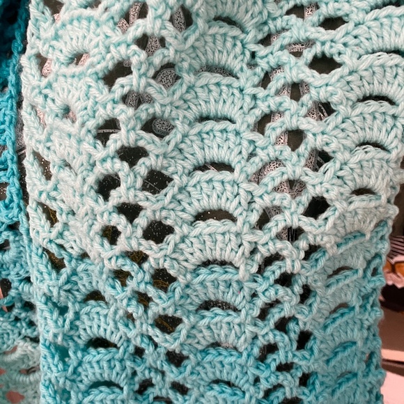 🦋 Handmade Crocheted Ombre Scarf/Shawl NWOT - Picture 11 of 13